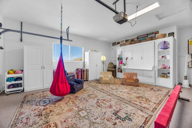 Listing Image for 40 Kapalulu Pl 40 of 45