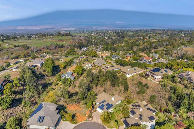 Listing Image for 40 Kapalulu Pl 43 of 45