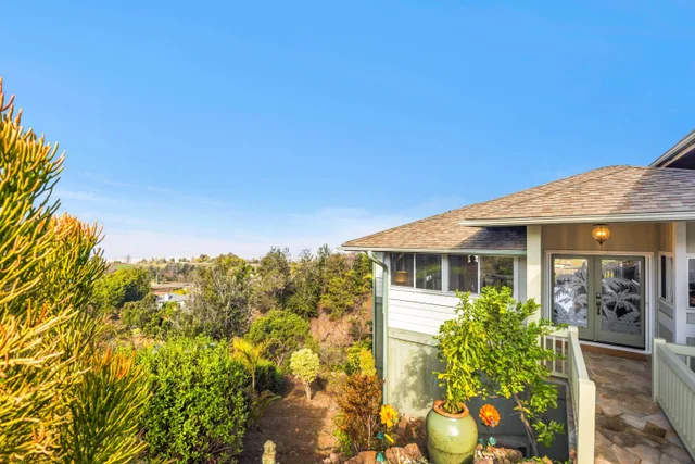 Listing Image for 40 Kapalulu Pl 45 of 45