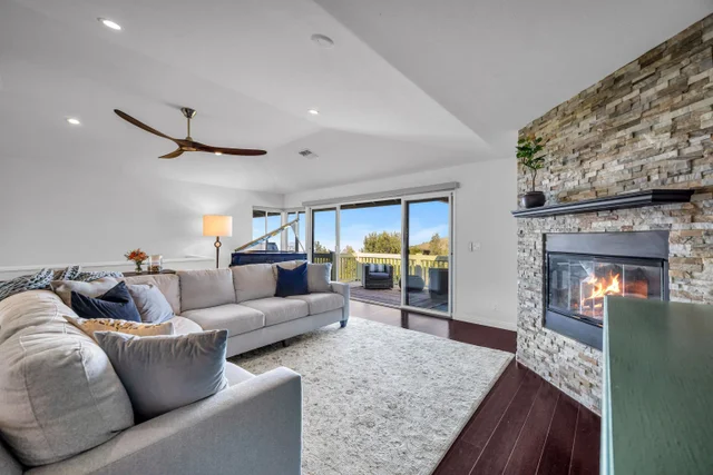 Listing Image for 40 Kapalulu Pl 5 of 45