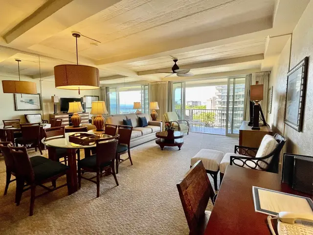 Listing Image for 2481 Kaanapali Pkwy 919m 13 of 36
