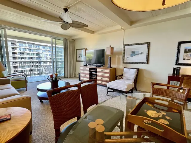 Listing Image for 2481 Kaanapali Pkwy 919m 5 of 36