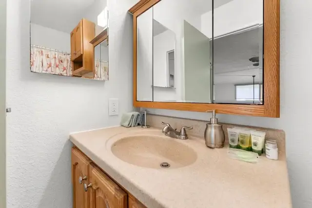 Listing Image for 1299 Uluniu Rd F203 29 of 47