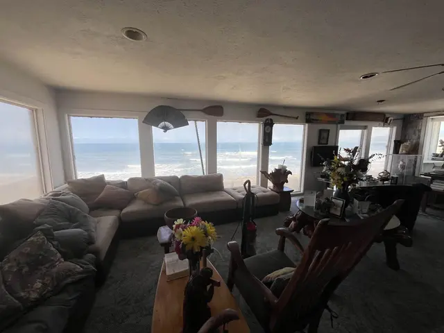 Listing Image for 528 Kaikoo Pl 15 of 42
