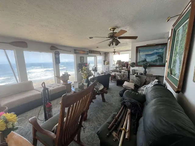Listing Image for 528 Kaikoo Pl 16 of 42