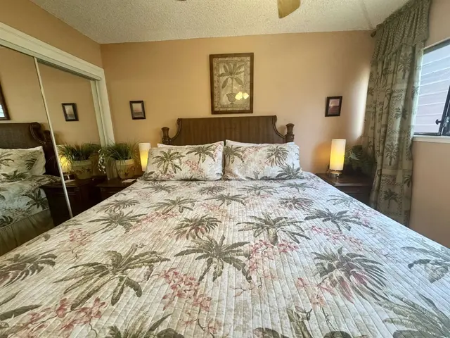 Listing Image for 1000 Kamehameha V Hwy 223b 14 of 30