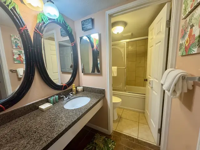 Listing Image for 1000 Kamehameha V Hwy 223b 16 of 30