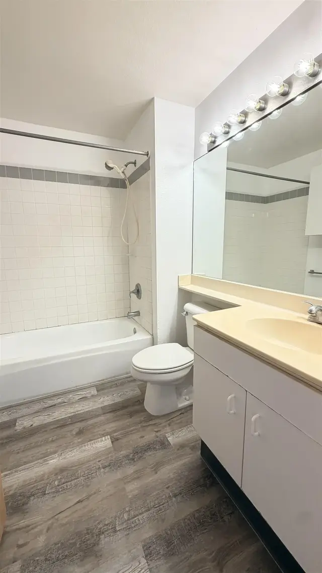 Listing Image for 55 Waiaka Ln 34-203 12 of 17