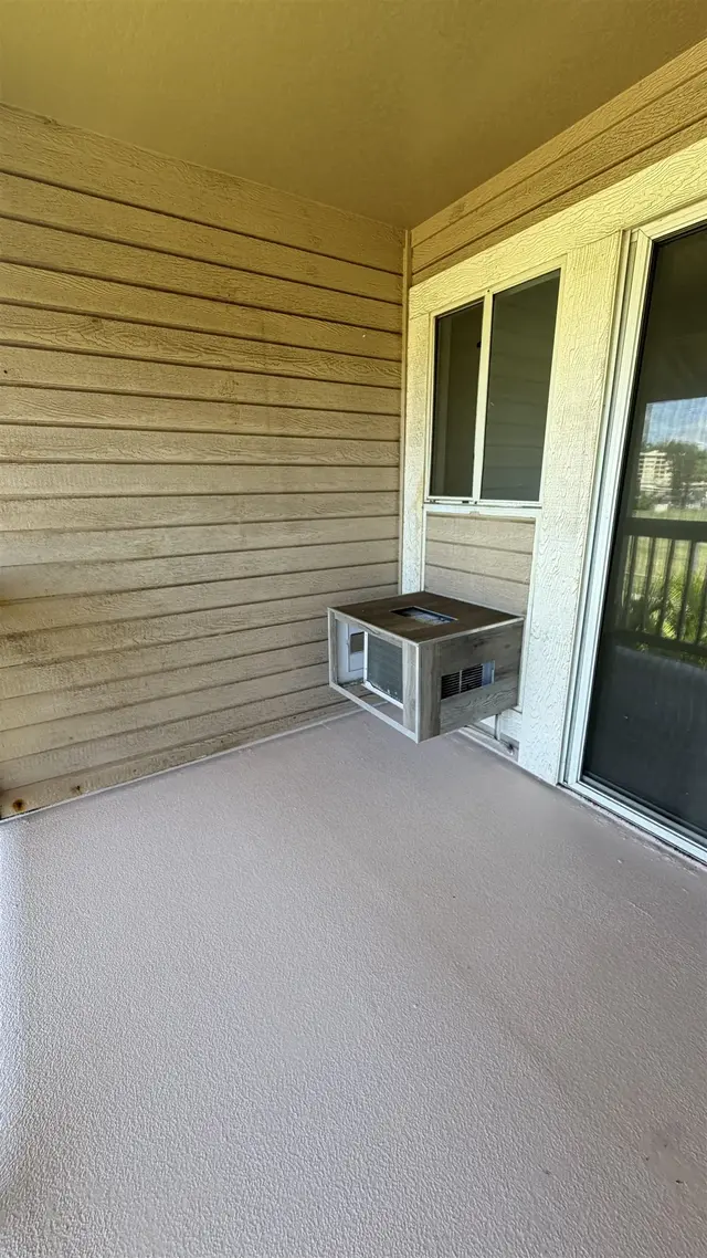 Listing Image for 55 Waiaka Ln 34-203 13 of 17