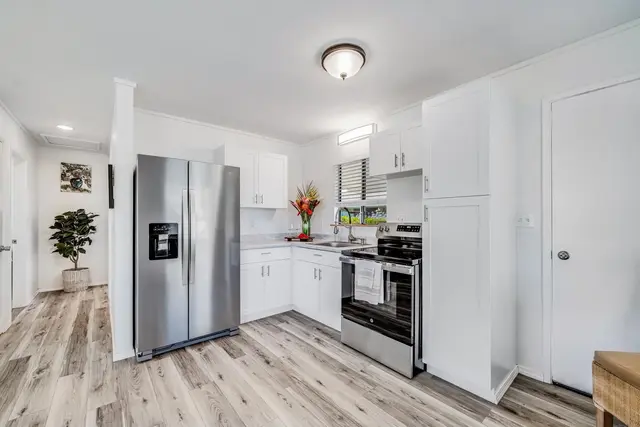 Listing Image for 1018 Ulele St Unit B 3 of 13