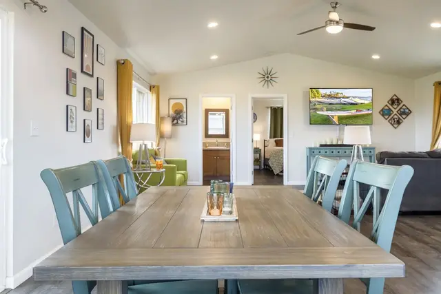 Listing Image for 127 Tam Yau Pl 16 of 27