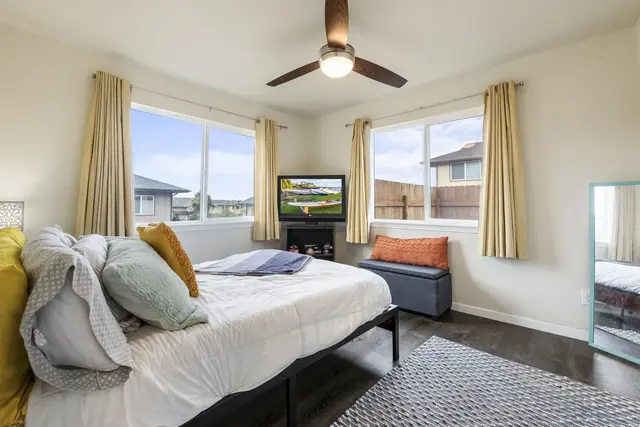 Listing Image for 127 Tam Yau Pl 18 of 27