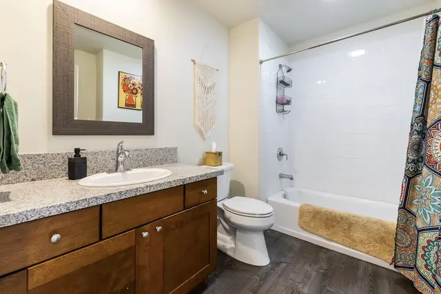 Listing Image for 127 Tam Yau Pl 19 of 27