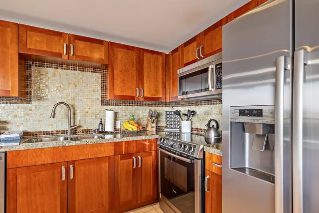 Listing Image for 130 Kai Malina Pkwy 833 21 of 31