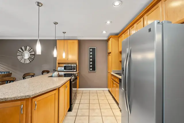 Listing Image for 3559 Lower Honoapiilani Rd 2g 21 of 33