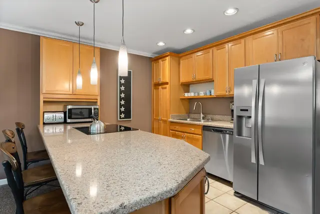 Listing Image for 3559 Lower Honoapiilani Rd 2g 5 of 33