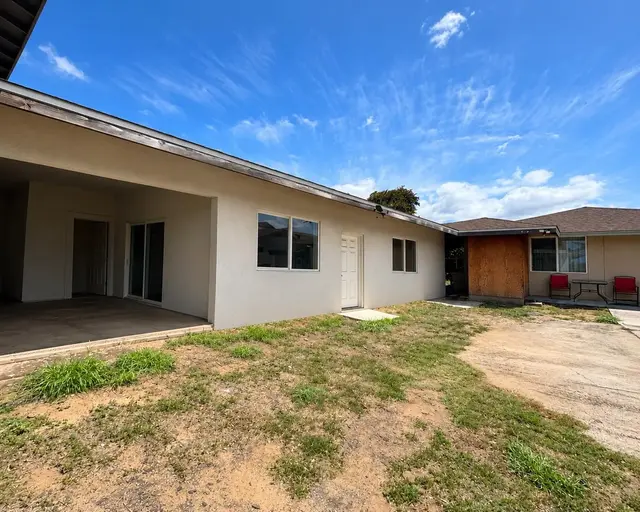 Listing Image for 405 One St 10 of 20
