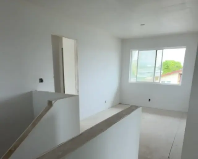 Listing Image for 405 One St 18 of 20