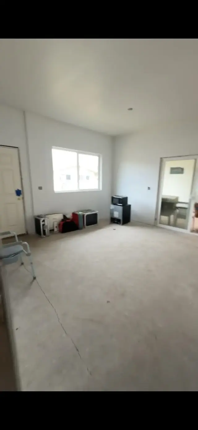 Listing Image for 405 One St 19 of 20