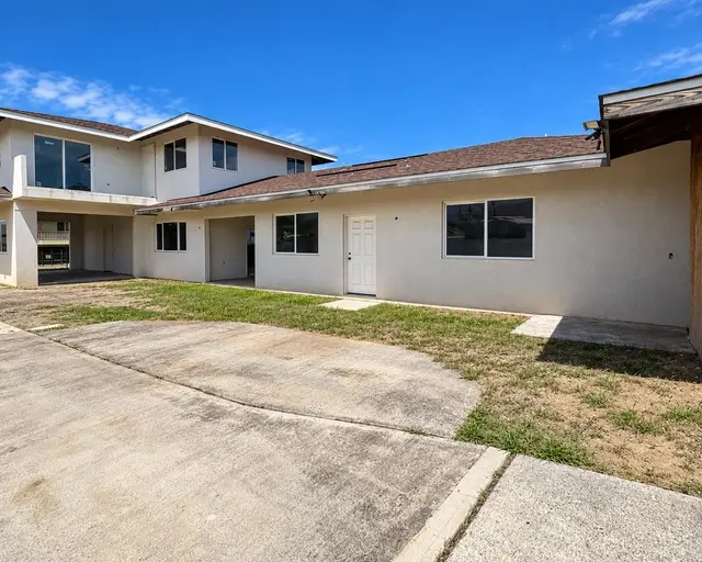 Listing Image for 405 One St 6 of 20