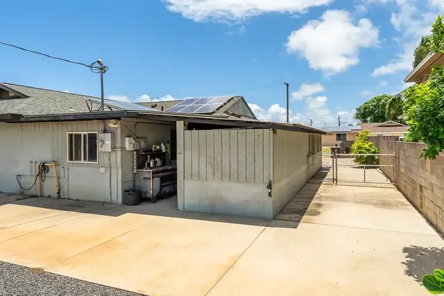 Listing Image for 396 Kahiki St 5 of 47