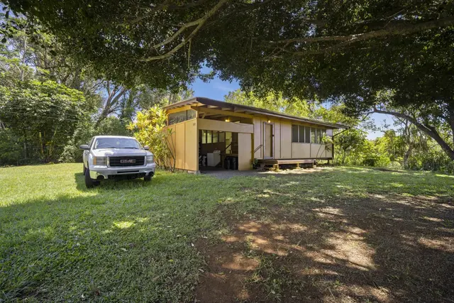 Listing Image for 100 E Kuiaha Rd 16 of 31