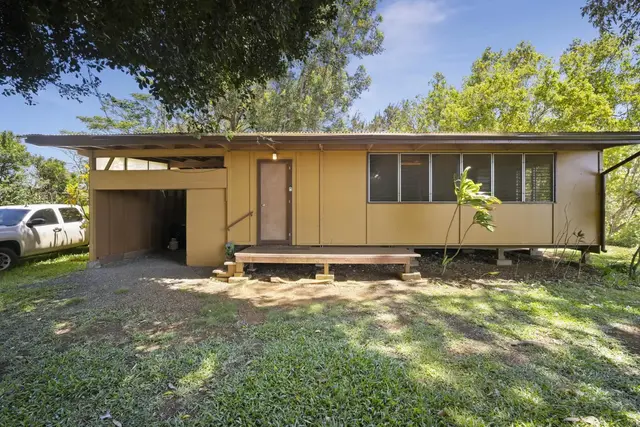 Listing Image for 100 E Kuiaha Rd 7 of 31