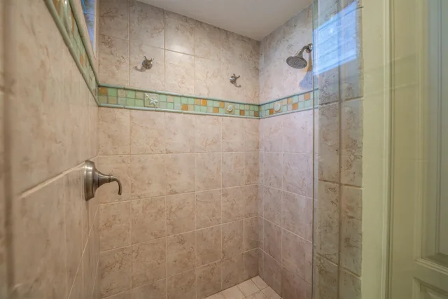 Listing Image for 2750 Kalapu Dr 18 20 of 50