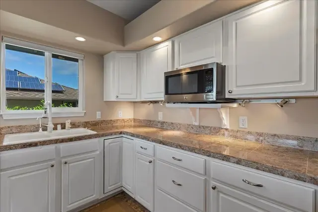 Listing Image for 41 Poinciana Dr 12 of 50