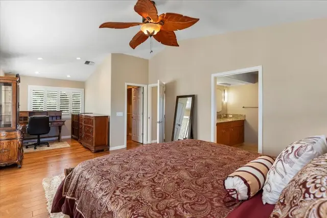 Listing Image for 41 Poinciana Dr 22 of 50