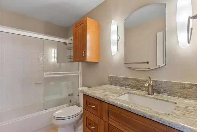 Listing Image for 41 Poinciana Dr 26 of 50