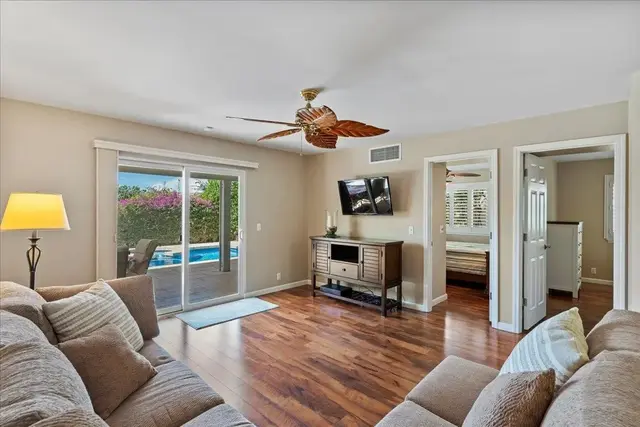 Listing Image for 41 Poinciana Dr 28 of 50