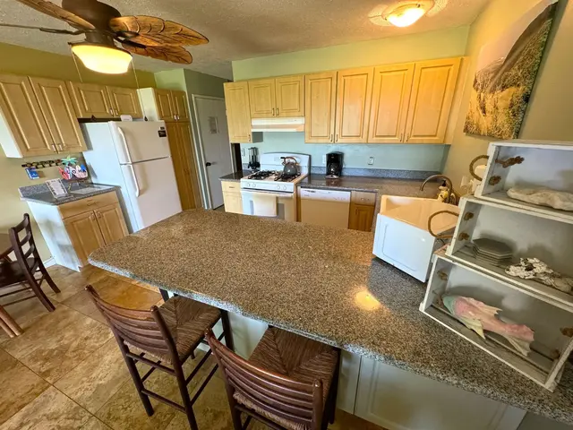 Listing Image for 7146 Kamehameha V Hwy A-109 2 of 21
