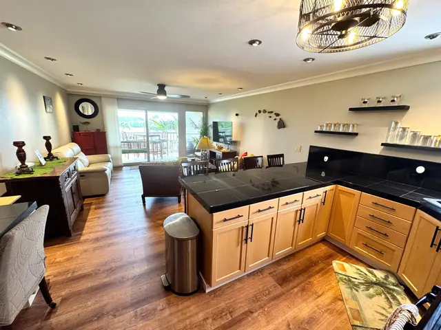 Listing Image for 7146 Kamehameha V Hwy B310 3 of 34