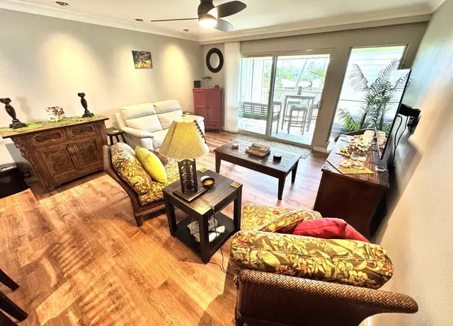 Listing Image for 7146 Kamehameha V Hwy B310 8 of 34