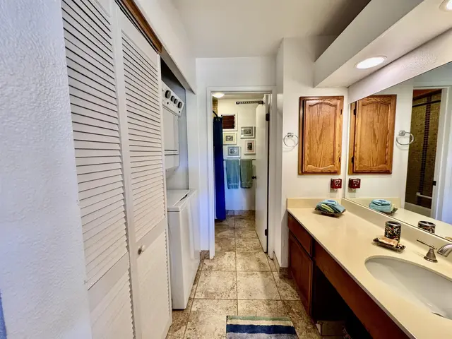 Listing Image for 50 Kepuhi Pl 206 15 of 44