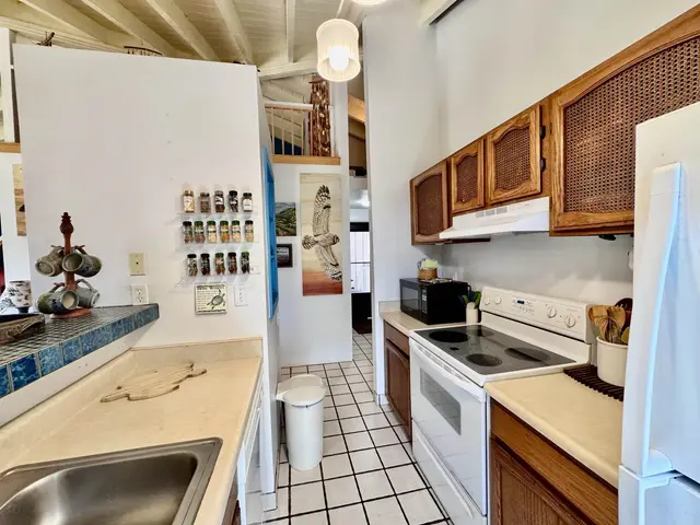 Listing Image for 50 Kepuhi Pl 206 21 of 44