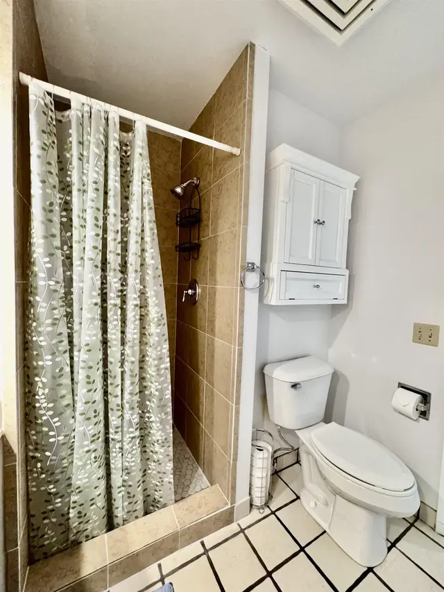 Listing Image for 50 Kepuhi Pl 206 25 of 44