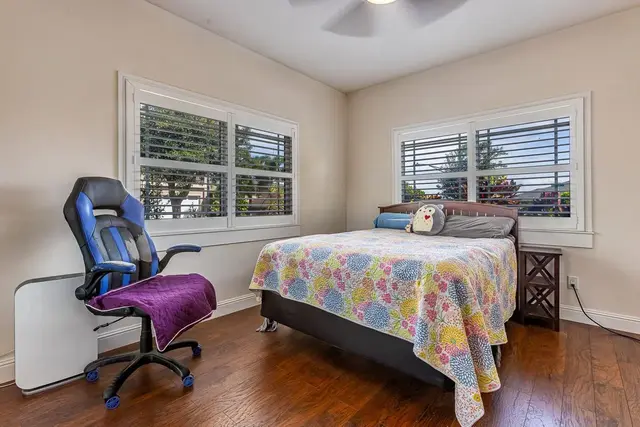 Listing Image for 55 Moolu St 11 of 37