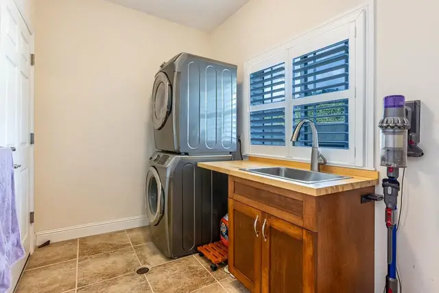Listing Image for 55 Moolu St 19 of 37
