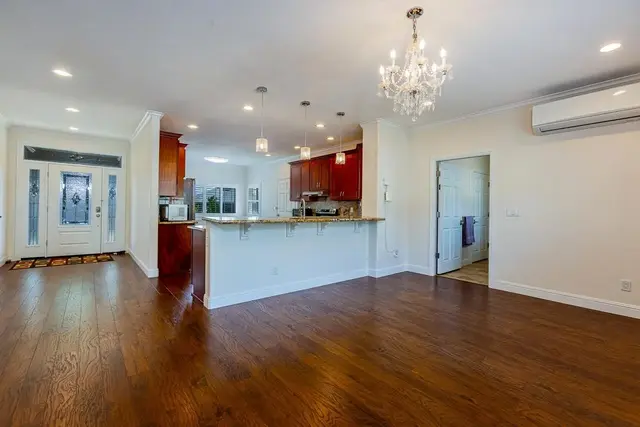 Listing Image for 55 Moolu St 4 of 37