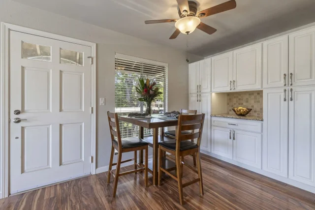 Listing Image for 140 Uwapo Rd 25-202 16 of 50