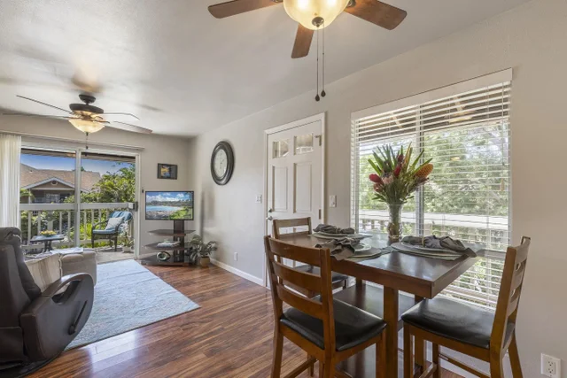 Listing Image for 140 Uwapo Rd 25-202 17 of 50