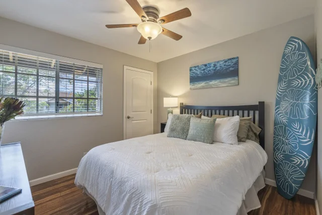 Listing Image for 140 Uwapo Rd 25-202 18 of 50