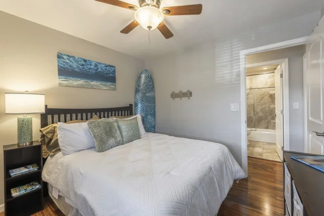 Listing Image for 140 Uwapo Rd 25-202 19 of 50