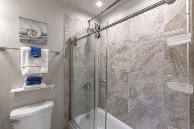 Listing Image for 140 Uwapo Rd 25-202 34 of 50