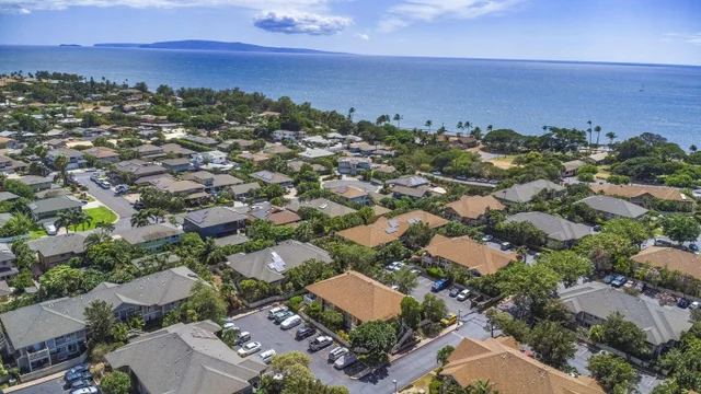 Listing Image for 140 Uwapo Rd 25-202 37 of 50