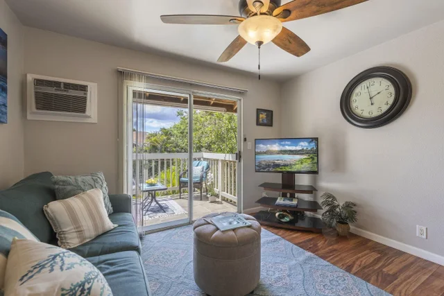 Listing Image for 140 Uwapo Rd 25-202 9 of 50