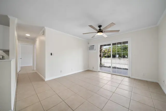 Listing Image for 140 Uwapo Rd 48-102 15 of 50