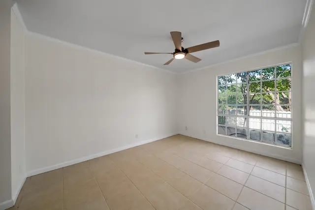 Listing Image for 140 Uwapo Rd 48-102 17 of 50